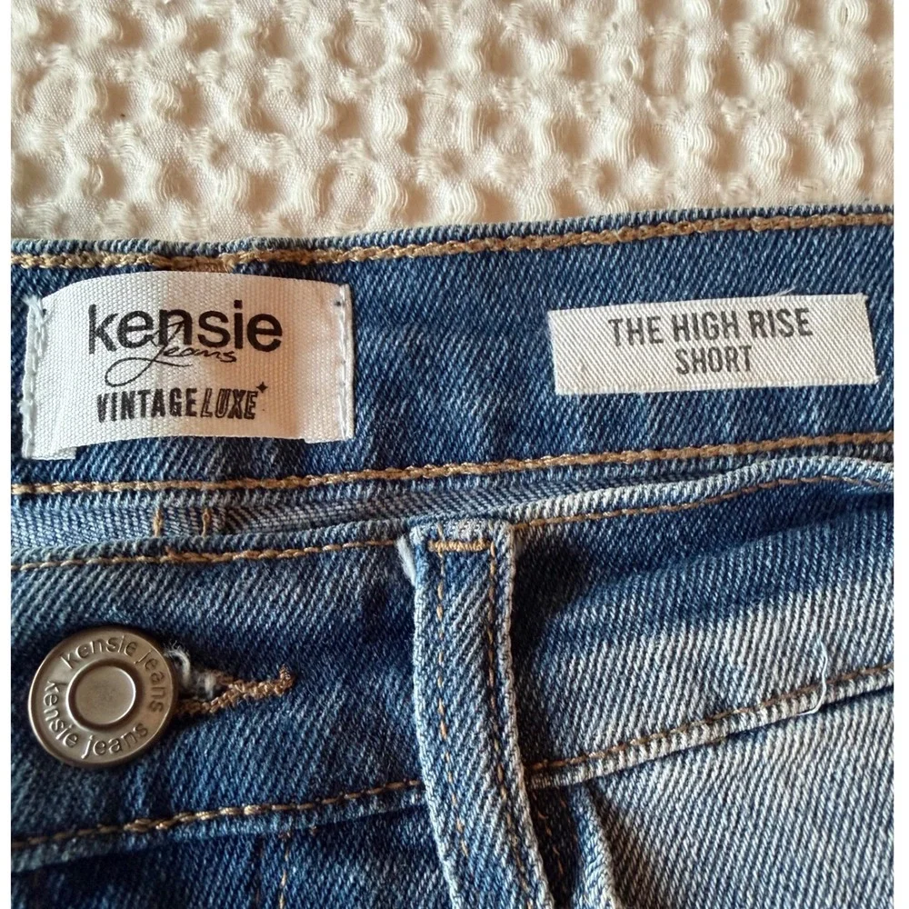 Kensie Jeans Vintage Luxe High Rise Distressed Denim Shorts Blue Women Size 27